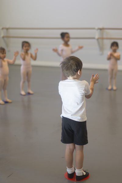 Dance a Story Time dancers